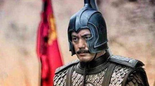 武松#水浒中锋利度第一的兵刃是哪个?斩将全是两段,杨志的刀只排第三