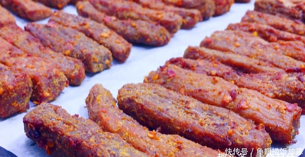 越香真|香辣手撕牛肉干,做法简单易学,刷剧必备小零食,越嚼越香真过瘾