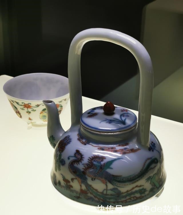 五伦&斗彩五伦图提梁壶体会儒家五伦思想精髓!