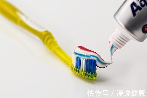 公筷|市面上，真的有抗幽门螺杆菌的牙膏?与其寄托，倒不如做好3件事