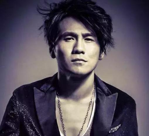 滚石|那英骂他当不了冠军,结果被章子怡看中,现在终于红了!