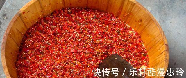 下饭|腌辣椒是掌握着两个技巧，腌出来的辣椒又香又下饭，特开胃