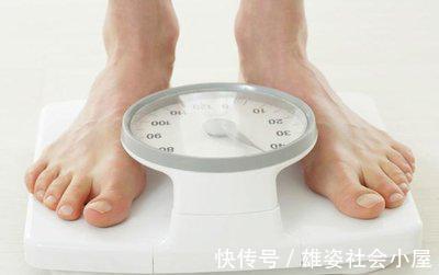 慢性疾病|60岁以上的老年人,体重到底多少算健康?若你在范围内,偷着乐吧