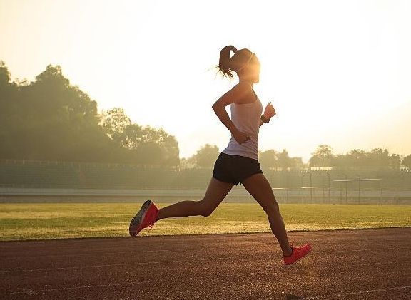 身体|还在苦苦的坚持每天跑步,难道身体真的不需要休息的吗?