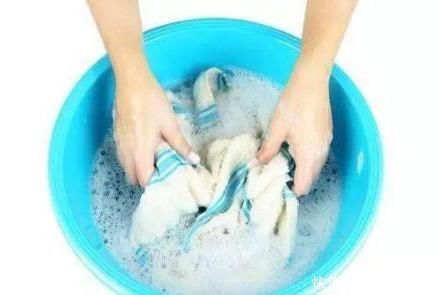 毛巾用久了有一股臭味还滑滑的,试下以下方法毛巾洁净如新