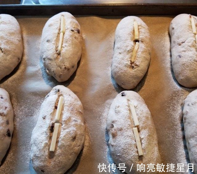 核桃蔓越莓软欧,外脆内软,越吃越香!