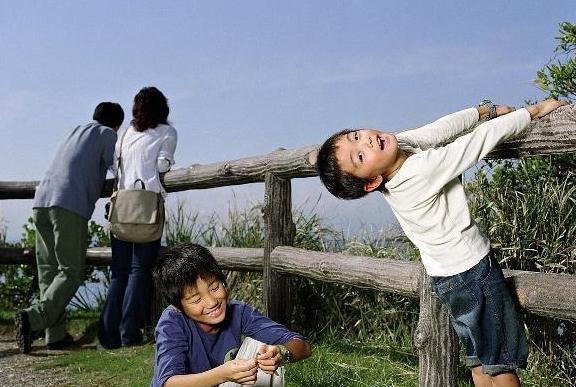 小棉袄|头胎生女儿和头胎生儿子,哪种妈妈更容易主动生二胎?答案很颠覆