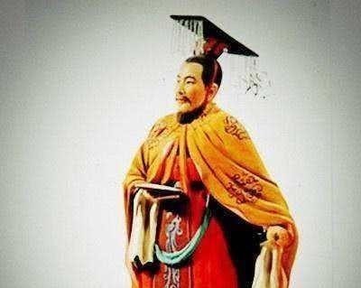 鹢鸟|六只鸟倒着飞,孔子为什么记录了这一诡异现象