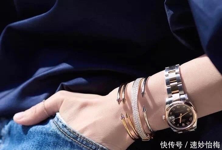 女人手表戴左手好,还是右手好?别再戴错被人嘲笑,
