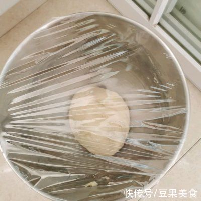 芝士|#安佳马苏里拉芝士挑战赛#水果玉米披萨