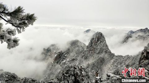 安徽|安徽黄山风景区迎入冬首场大雪