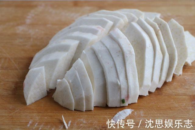 一款甜糯无比的滋粑,半个芋头1碗糯米粉,比汤圆都好吃