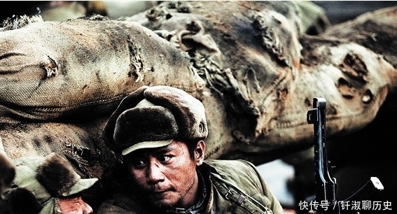 修工事|名垂军史的岩月山之战，此人立下头功，无愧于一个光荣称号！