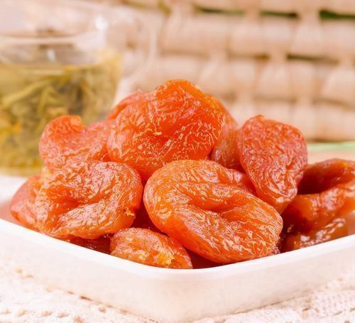 食物|女性到了中年常吃3种食物,补钙强身,健脑益智,营养又不贵