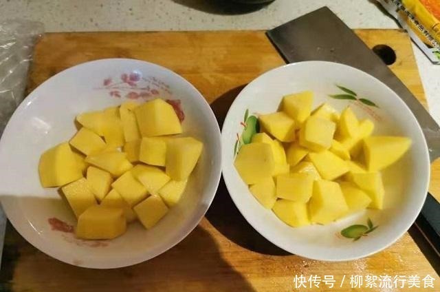 解馋|天冷了,用五花肉做道快手美食,简单蒸熟好吃又解馋,家人都喜欢