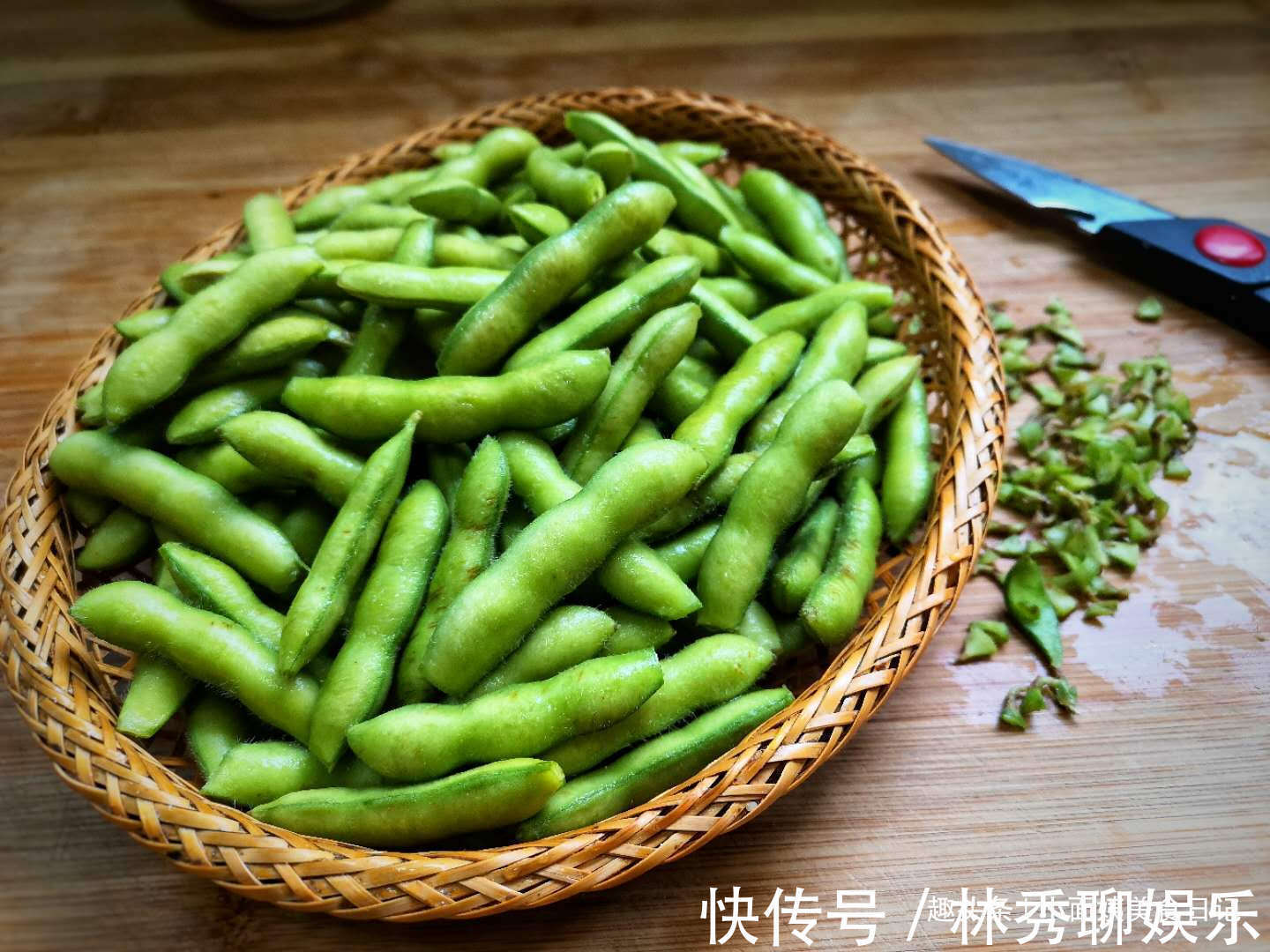 食用碱|煮毛豆时,放盐煮就错了,牢记这3点,做出的毛豆翠绿鲜糯又入味