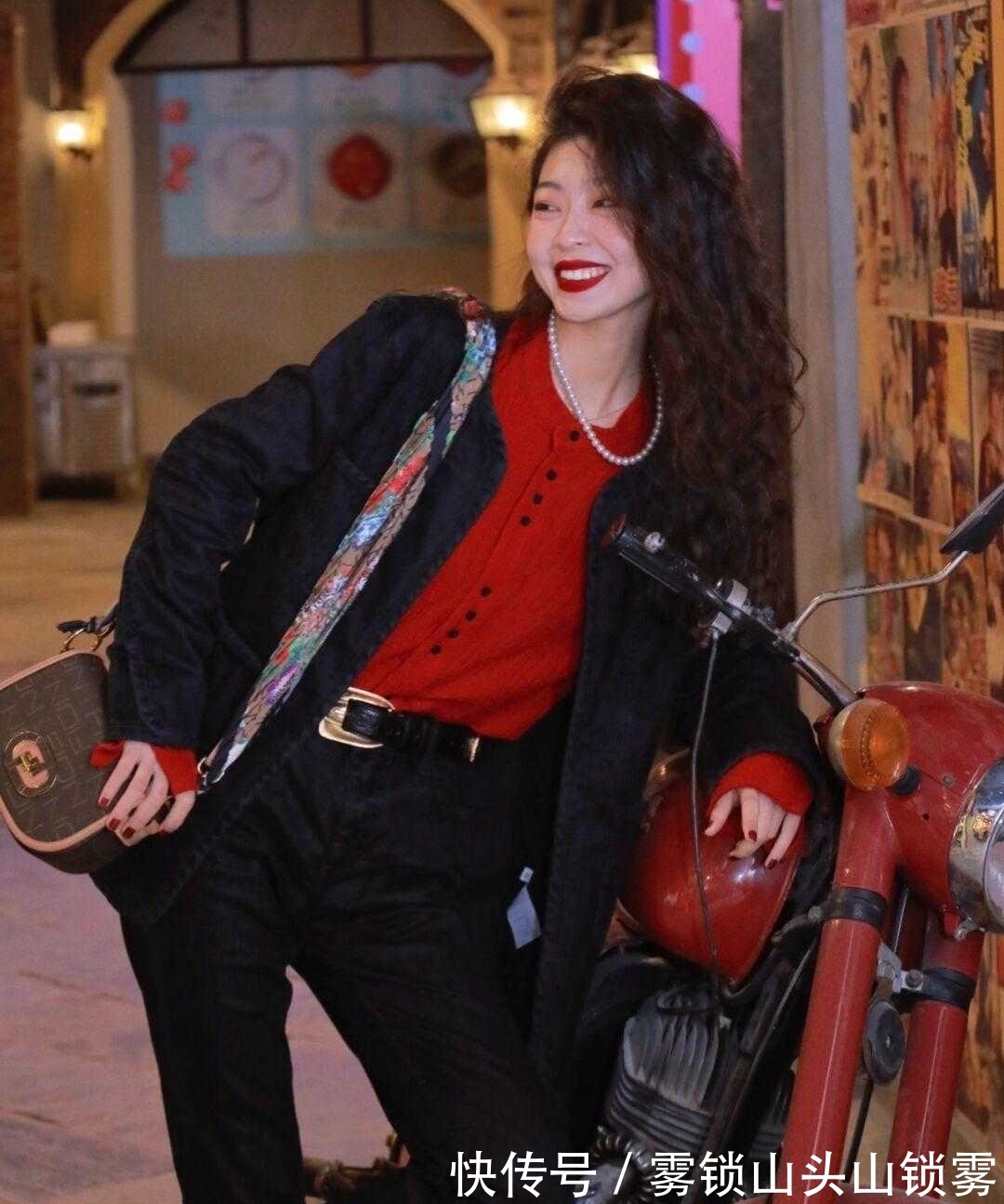 连衣裙 过年怎么穿保暖又洋气?借鉴这几套搭配,简约利落又有高级感