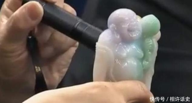 专家|游客送导游玉佛表示感谢,后来去参加鉴宝,专家赶快找人家