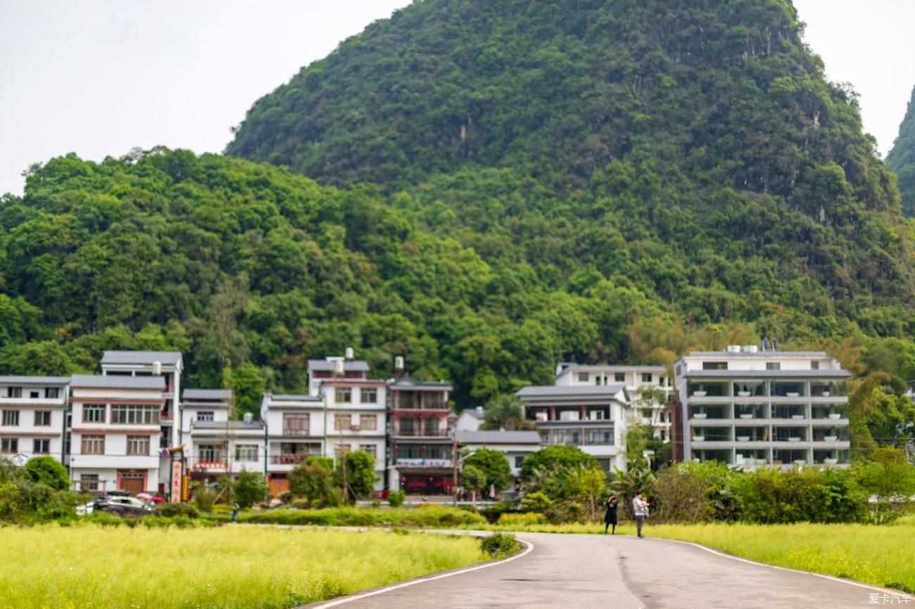 阳朔的山与水，是你一生都看不尽的风景