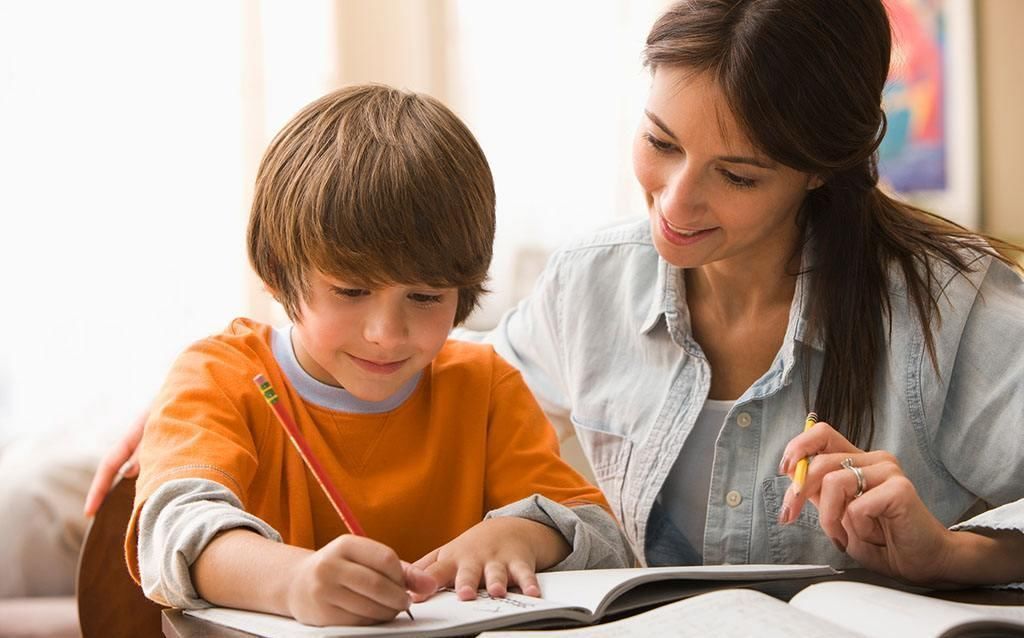 爸爸妈妈|有儿子的家庭,父母教育上要遵循“三忌”,孩子以后少走很多弯路