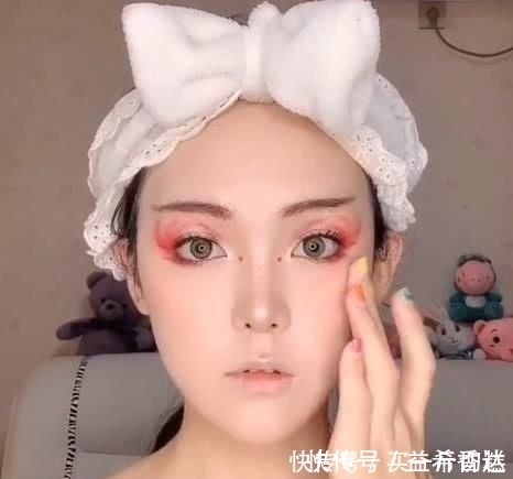 效果|小姐姐挑战画“头像”,开局本以为糟糕透了,效果一眼万年