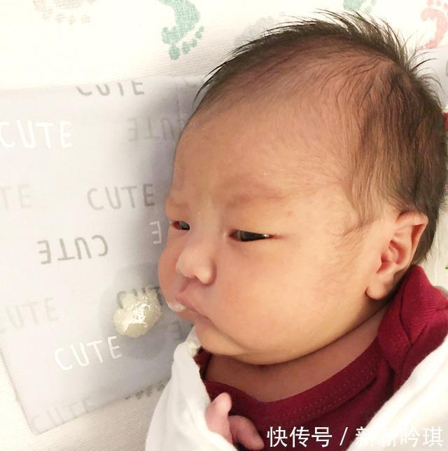 四肢|“仰卧侧卧俯卧”优缺点分析,哪种睡姿对宝宝最好?很多家长做错