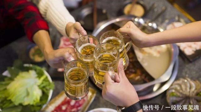 败人|俗话说家里出三瘾,家败人也亡,是哪三瘾,为何很多人把持不住!