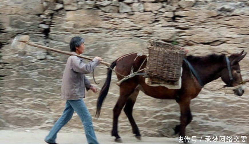 继郭亮村之后，又一太行山中的小村落走红，游客疯狂打卡水泄不通