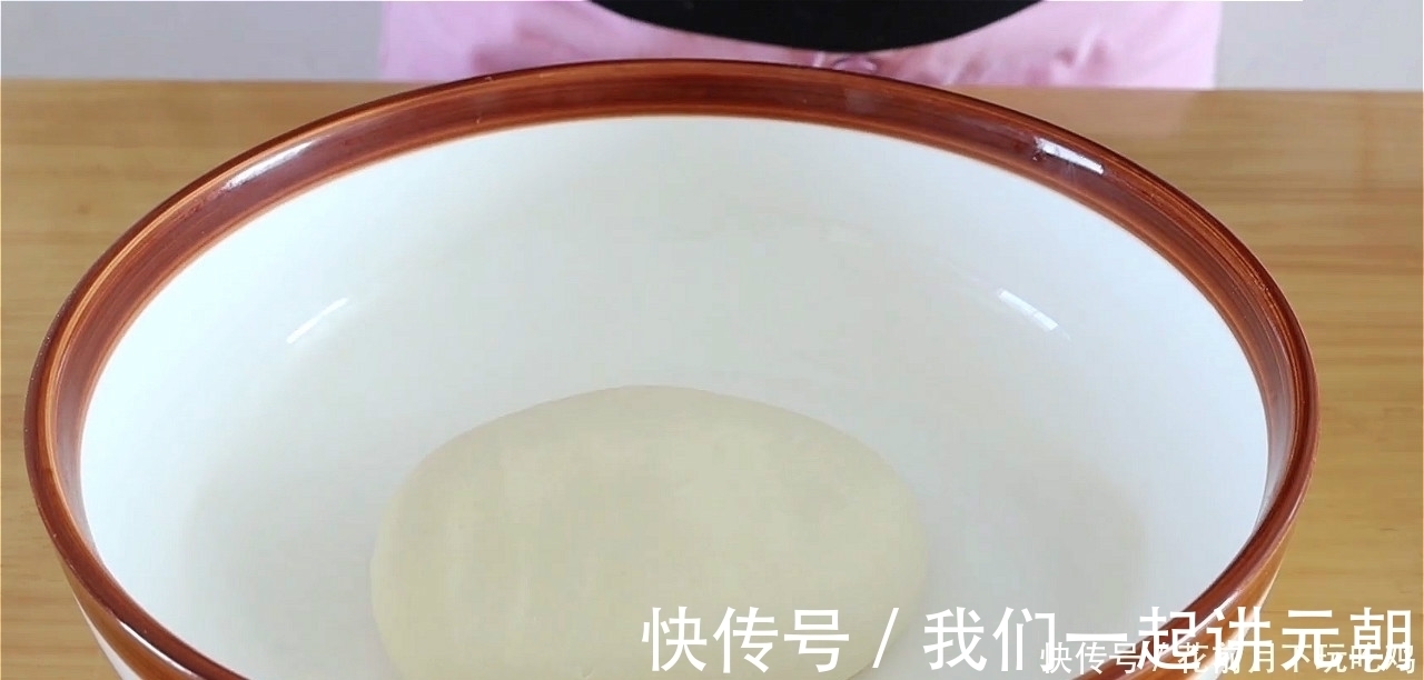 做法|立秋后,早餐试试这样做,柔软多层又清香,做法简单又营养