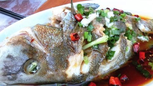 鈣片|“人老腿先老”，膝蓋老化多吃鈣片？不如吃這“3物”，好吃不貴