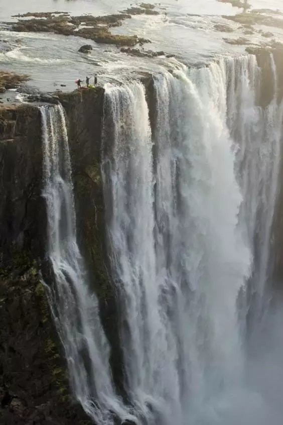 美景|维多利亚瀑布的美景，让人流连忘返