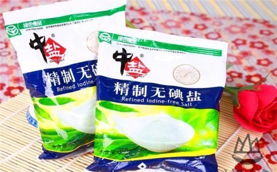 微量元素|食用盐，到底买“海盐”还是“精盐”？区别用途非常大，别乱买