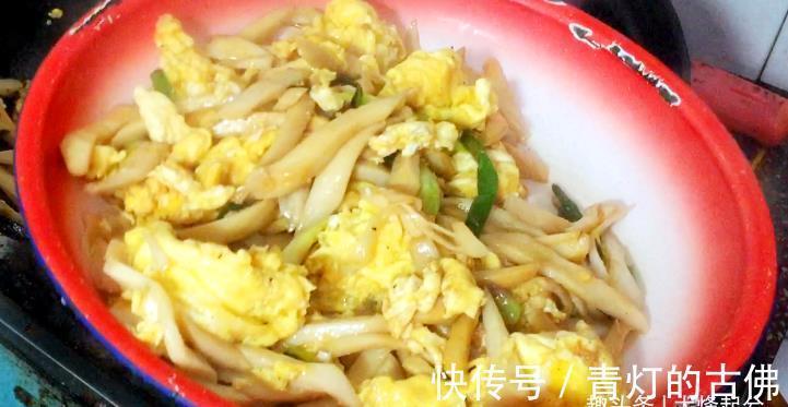 杏鲍菇|杏鲍菇炒鸡蛋,先炒鸡蛋还是杏鲍菇?教你一招,天天吃都不腻