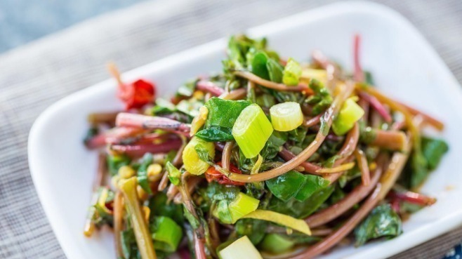 亚硝酸盐|4种“隔夜菜”,吃不完要赶快丢掉,尤其是第4种,可别舍不得