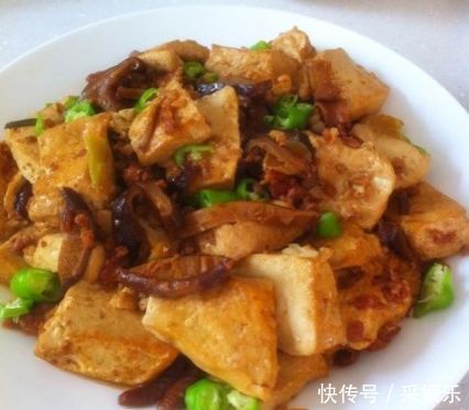 很简单实惠的几道家常菜,营养好吃香而不腻,一吃就停不下筷子