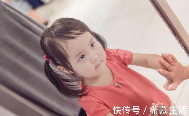 刷牙|美国牙医建议七岁之前不要自己刷牙?很多中国父母教育错了