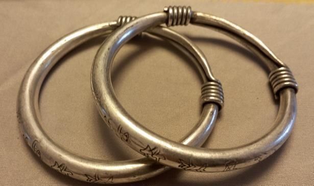 妈妈|别给2岁内的宝宝戴银手镯了，原因主要有这3点，妈妈别忽视