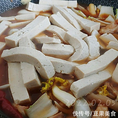 黄心乌|在家不知道吃什么，吃卤肉菘菜烧豆腐就对了