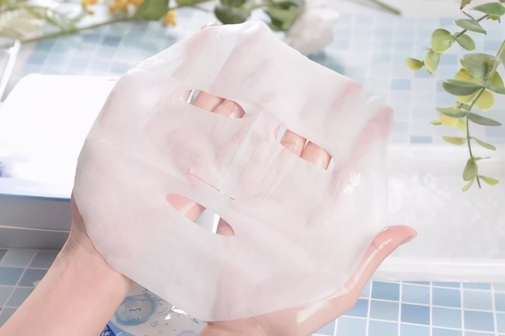 敷面膜也有这么多讲究?原来一直都用错了