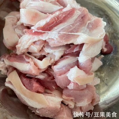 粉蒸肉才是“真正的补钙菜”！紫菜虾皮逗靠边站