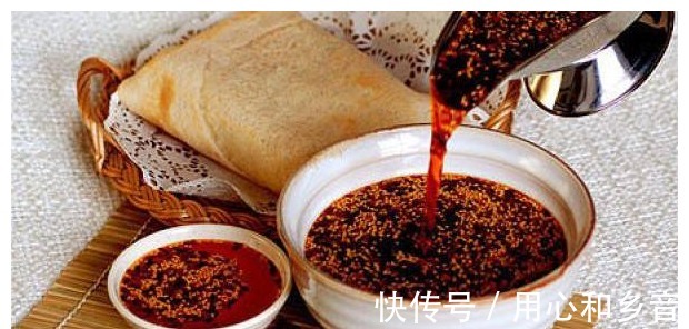 自制|自制万能辣椒油，简单3步，炒菜、拌面、调味，拌什么都香！