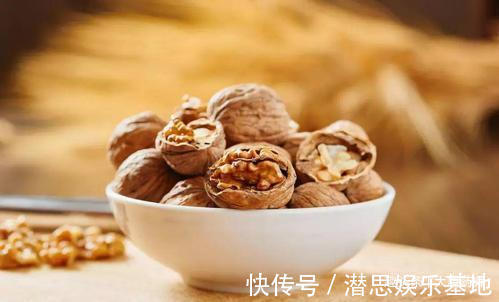 维生素b12|4种养生方法是在假养生,存在健康风险,提醒家人:别再傻傻坚持