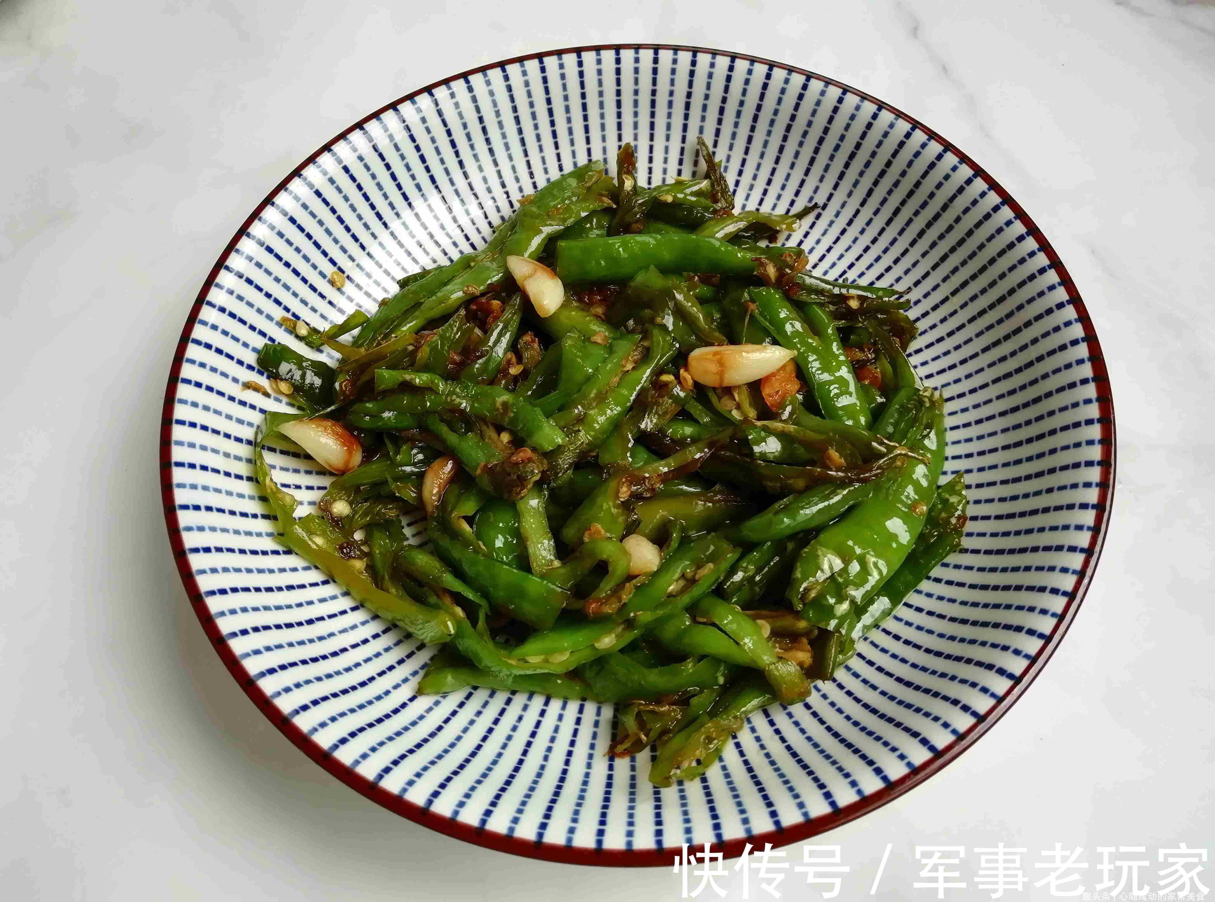 腊鸡肉|午餐只有4菜1汤，发朋友圈却人人羡慕，网友：嫁对老公了，真幸福