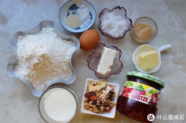 圣诞节快到了，分享一款手撕面包，果香浓郁撕着吃太香了