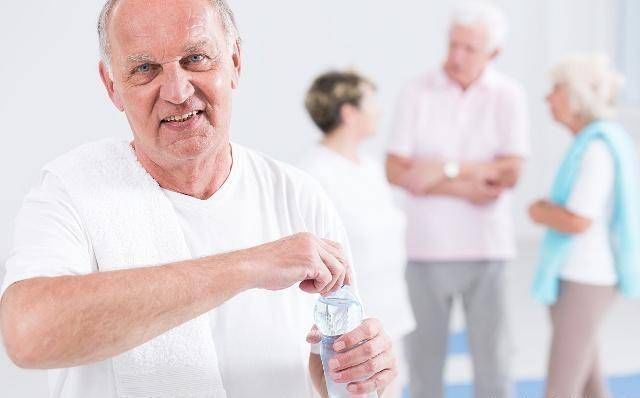 血栓|血液粘稠易患血栓,医生忠言“稀释”血液,就用这两件事足够了