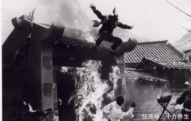 火烧|1928年,冯玉祥火烧少林寺,他为何要与佛家寺庙过不去?