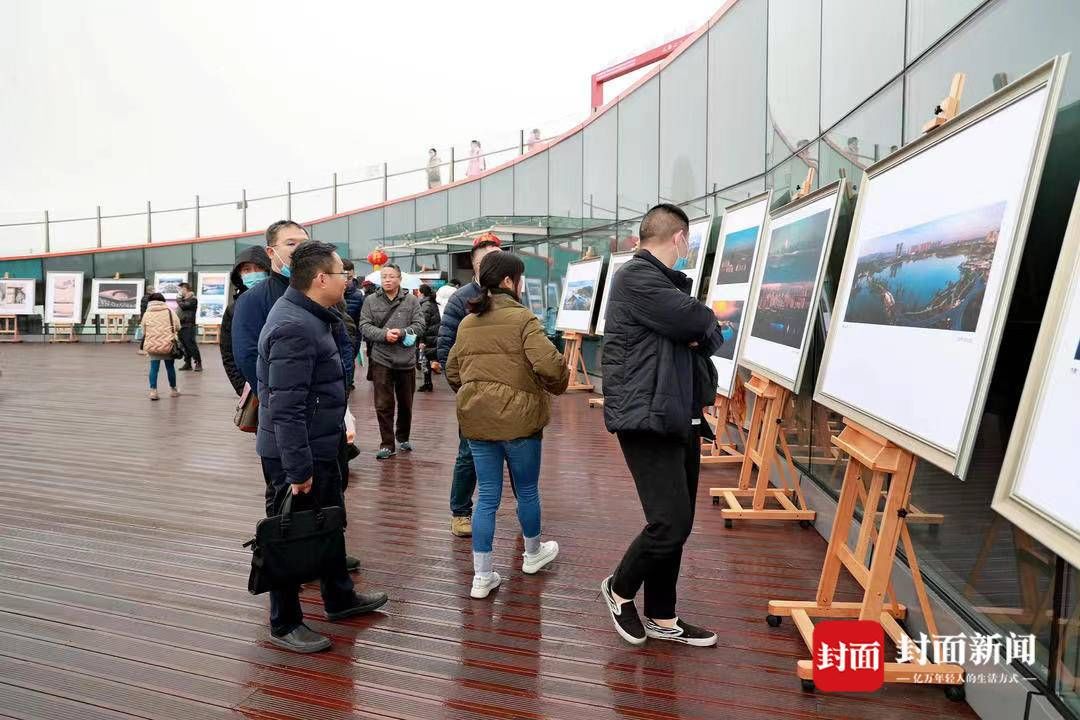 成都市文联|用文艺助力成都东部新区 中青年画家组团办作品展