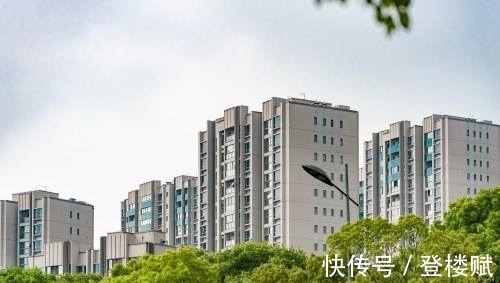 初中|学区房神话彻底破灭，那个属于学区房的暴利时代，已经彻底结束了