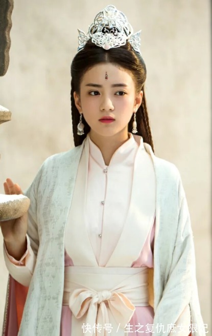 冷气|“抽干皇后的血,为贵妃做药引”陛下忘了,娘娘4年前就成枯骨了