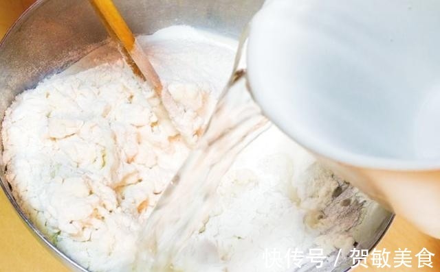 饺子皮儿|包饺子,和面用热水好还是用冷水好都错了,皮儿厚难吃还粘锅